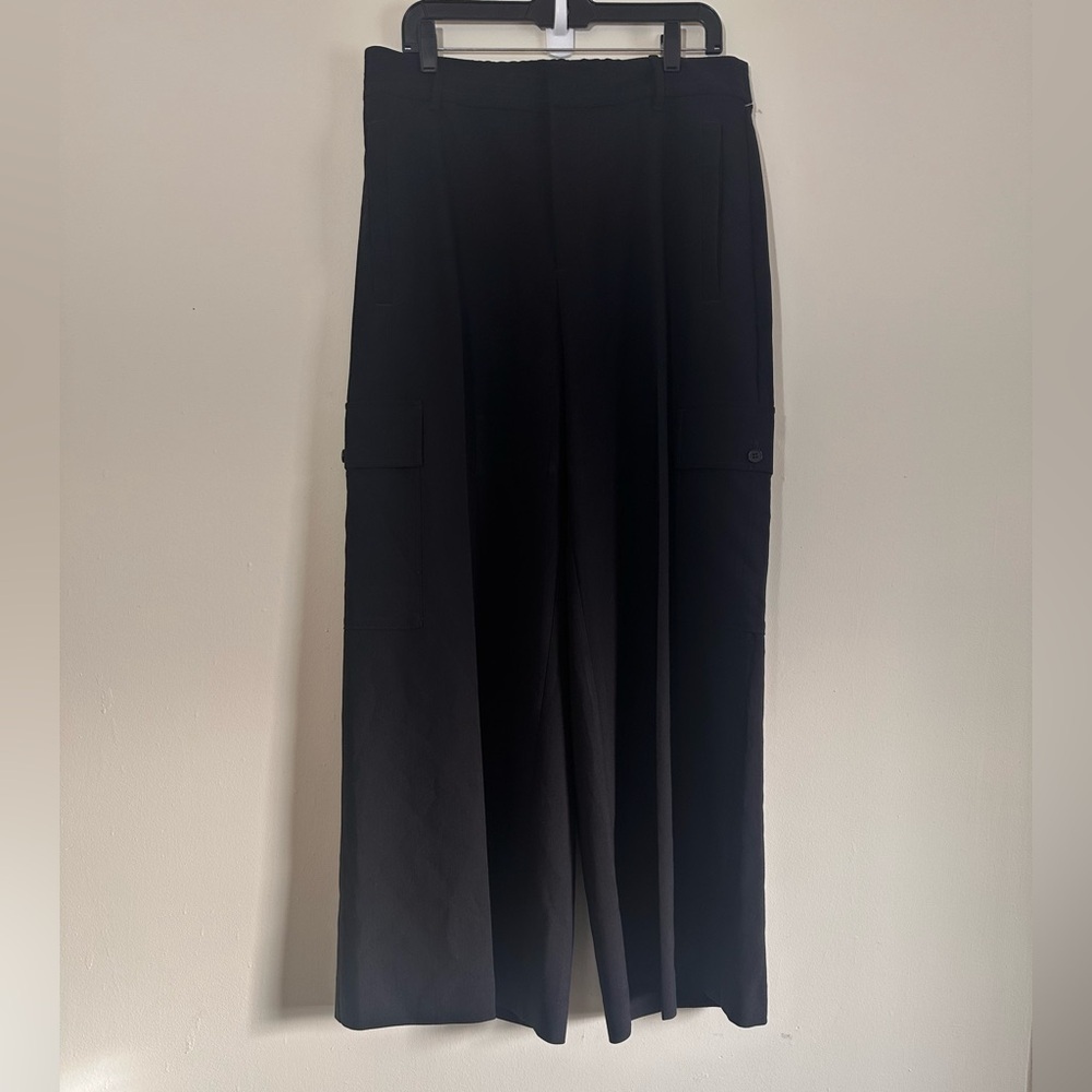 Chico’s Cargo Wideleg Pants Black size 12 - Picture 3 of 12